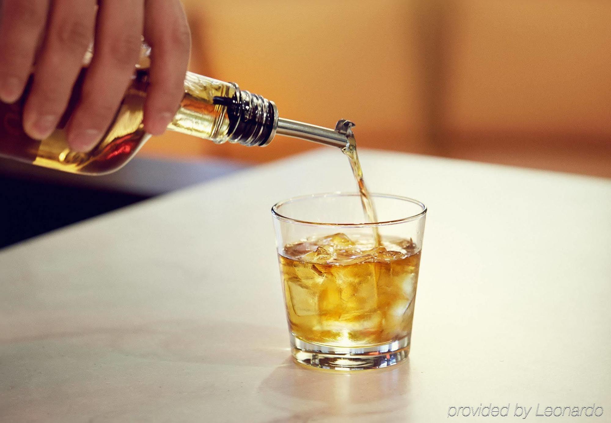 多伦多布兰普顿万豪万怡酒店 外观 照片
